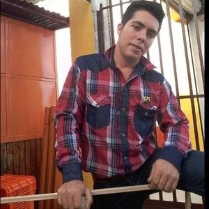 Meet your Posher, Leonel